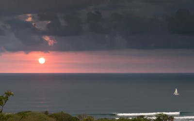 Surf in Tamarindo Costa Rica – May 13th